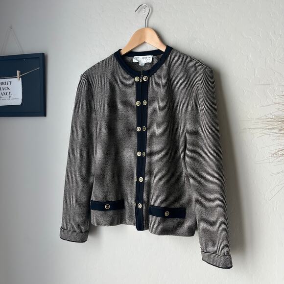 St. John Black Cream Striped Knit Wool Button Zip Up Cardigan Jacket Size 12 - Picture 2 of 9